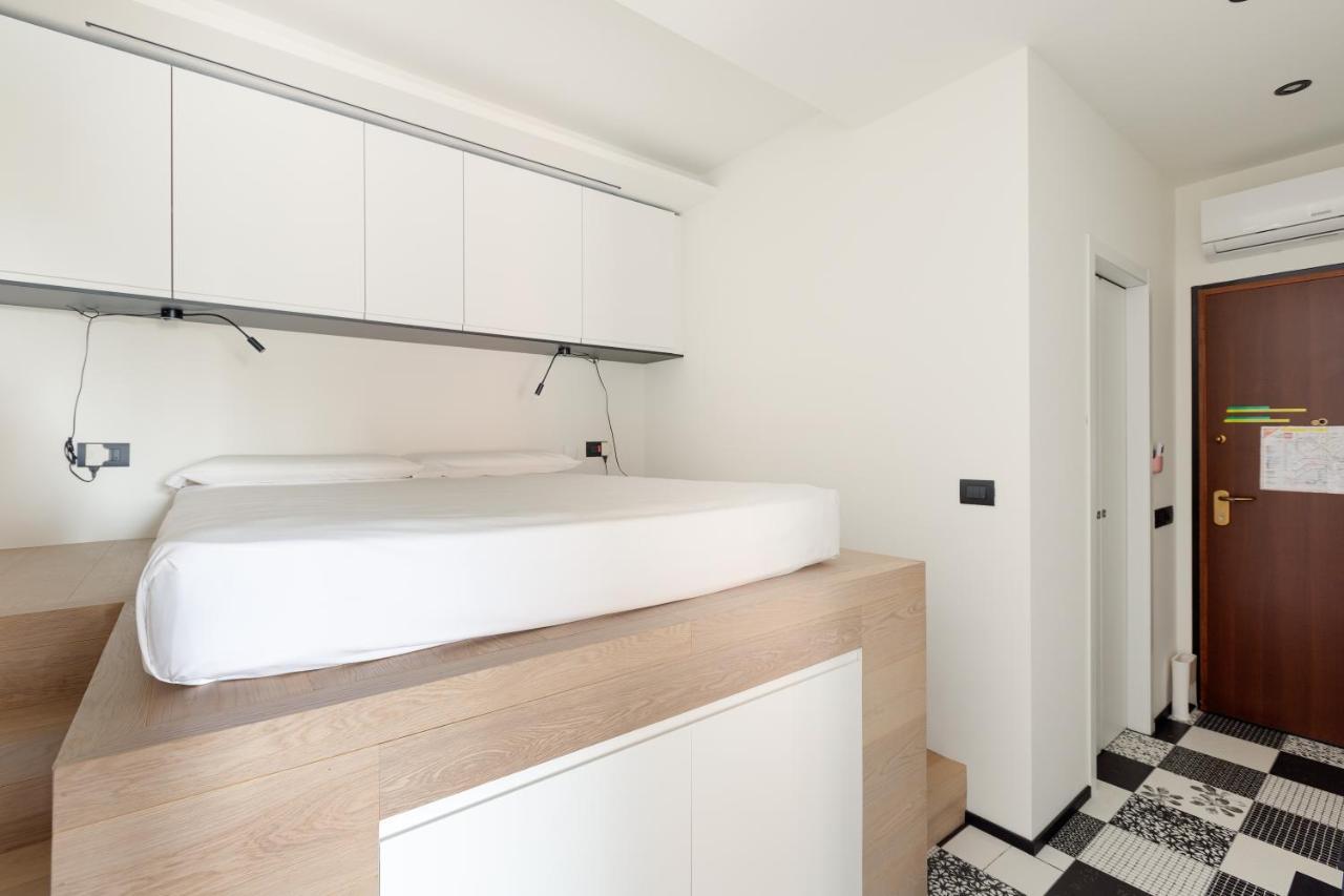 Milano Renovated Studio Apts Exterior foto